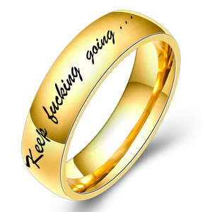 Bague en acier inoxydable 5 mm gravée au laser avec le message « Keep Fucking Going », bijou unisexe, cadeau - Product Image 2