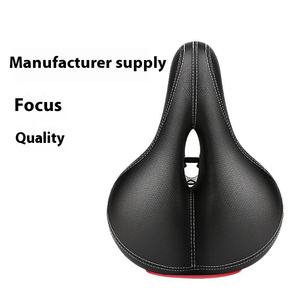 <span class=keywords><strong>Selle</strong></span> de vélo simple Coussin de vélo de montagne confortable Ventilation respirante creuse avec balle absorbant les chocs - Product Image 4