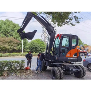 Mini-excavatrice sur roues DX60W 5,7 tonnes, norme chinoise <span class=keywords><strong>Stage</strong></span> IV, godet de 0,18 m³, compatible avec plusieurs accessoires (brise-roche, grappin) - Product Image 2