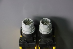 Cortinas de Luz de Seguridad Originales Nuevas C40E1304CA010 y C40S1304CA010 para PLC, Amplia Experiencia Técnica con Sólida Base Industrial - Product Image 5