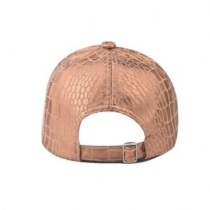 Gorra de béisbol retro ajustable de franela con lazos en relieve, sombrero de sol a cuadros apropiado para negocios, para hombres y mujeres, con hebilla metálica - Product Image 4
