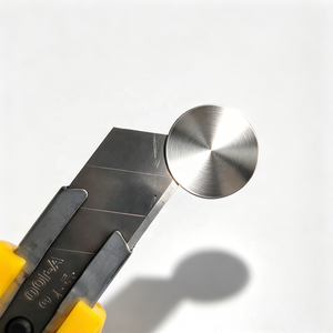 Parche de papel de aluminio precortado redondo con revestimiento de papel protector para blindaje antiestático y de equipos de audio - Product Image 2