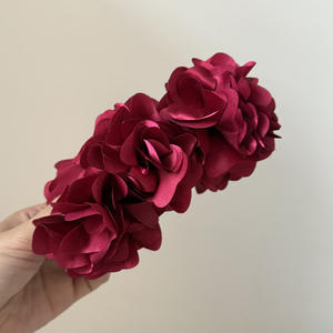 กิ๊บติดผมผ้าลายดอกไม้สไตล์เกาหลี งานแฮนด์เมด สำหรับผู้หญิงและเด็กผู้หญิง ดีไซน์หวาน ขนาดใหญ่ รูปทรงกล้วย เหมาะสำหรับงานแต่งงานและวันหยุด - Product Image 5