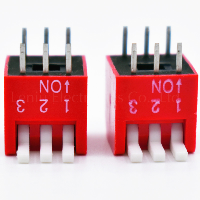 Ular olomon ichida bir-birlarini sikadilar va ichkariga kiradilar