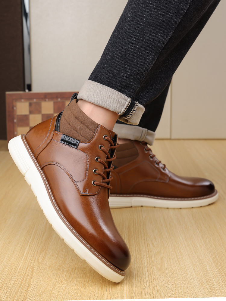 สีน้ำตาล