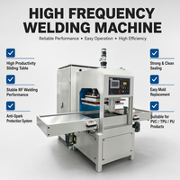 Machine de soudage haute fréquence pour étiquettes en cuir, patchs en cuir, portefeuilles, gaufrage, pare-soleil de voiture et pièces intérieures automobiles