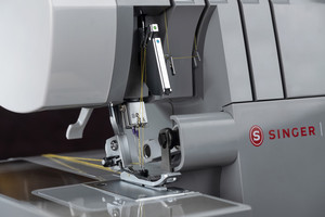 Machine à surjeter SINGER HD0450S robuste avec capacité de 2-3-4 fils - Product Image 4