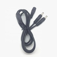 Cables personalizados 2,1X5,5 DC Power Jack Socket Cable de plomo Conductor de cobre Aislamiento de PVC 1 Hembra 2 Cable de alimentación