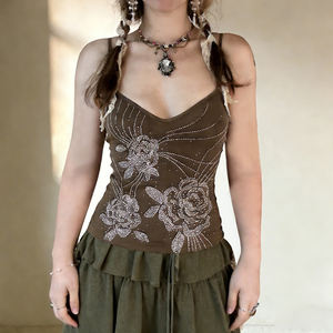 Camiseta sin mangas de punto retro transpirable con estampado de diamantes de imitación y cuello en V de ajuste ceñido, de moda para mujer, superventas - Product Image 4