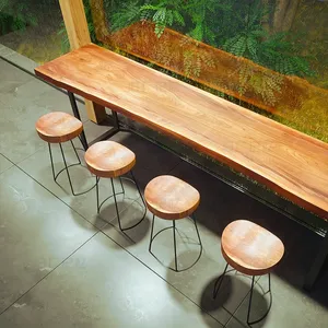 Nuovo 2024 di moda moderna mobili commerciali piano in legno con gambe in metallo lungo cucina ristorante in legno tavolo alto Bar
