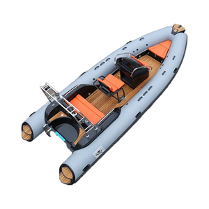 <span class=keywords><strong>Bateau</strong></span> pneumatique rigide en fibre <span class=keywords><strong>de</strong></span> verre RIB 580 Ocean <span class=keywords><strong>de</strong></span> <span class=keywords><strong>19</strong></span> <span class=keywords><strong>pieds</strong></span>, modèle Italie, Hypalon/PVC, pour la famille - Product Image 5