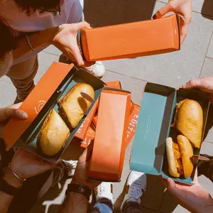 ロングバーガーボックスパッケージ卸売サンドイッチ包装ホットドッグボックスロゴカスタム付き