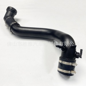 ใช้ได้กับท่อร่วมไอดีอินเตอร์คูลเลอร์ของฟอร์ด แร็ปเตอร์ รุ่น HL34-6F073-AD HL3Z6F073A - Product Image 2