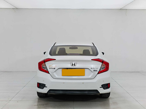 <span class=keywords><strong>Honda</strong></span> <span class=keywords><strong>Civic</strong></span> <span class=keywords><strong>2019</strong></span> 180Turbo Euro 6 de <span class=keywords><strong>Segunda</strong></span> <span class=keywords><strong>Mano</strong></span> en Buen Estado, 50K KM, Ahorro de Combustible, Auto Familiar Compacto Usado - Product Image 4