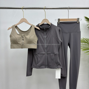 Ensemble de vêtements de sport pour femmes de haute qualité, doux comme du beurre, luxueux, avec veste à manches longues et leggings de yoga - Product Image 2