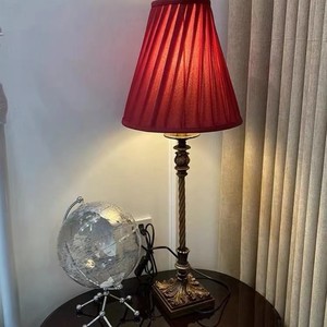 Vintage Style <b>Red</b> Pleated Fabric Table Lamp E26 Base 220V Incandescent <b>Bulb</b> European Carved Base Bedroom Study Ambient Lighting - Product Image 3