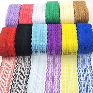 เส้นใยโพลีเอสเตอร์สีขาวผ้าปักอย่างหรูหราเป็นมิตรกับสิ่งแวดล้อมผ้าลูกไม้ยืดหยุ่นตัดเย็บขอบตัดเซ็กซี่ - Product Image 3