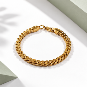 Bracelet chaîne tressée, acier inoxydable plaqué or 14 carats, maillons chevron entrelacés, or - Product Image 1