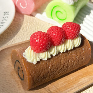 Novedad: Juguetes Sensoriales Antiestrés de Pastel de Fresa y Chocolate, Juguetes Blandos de Postre Dulce para Aliviar el Estrés, ¡Gran Venta! - Product Image 1