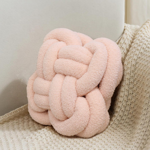 <span class=keywords><strong>Coussin</strong></span> à tricoter en <span class=keywords><strong>boule</strong></span> de nœud <span class=keywords><strong>tressé</strong></span> antistatique doux de luxe Style moderne pour la maison et le canapé avec fonctions de mémoire et de massage - Product Image 4