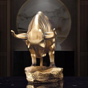 Vente en gros de pièces maîtresses en résine pour la décoration de la maison <span class=keywords><strong>taureau</strong></span> doré décor luxe moderne haussier fengshui boeuf doré statue de <span class=keywords><strong>taureau</strong></span> - Product Image 5