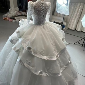 Lscm78 Luxury Ivory <b>Wedding</b> Dress Beaded Appliques Ball Gown Sweetheart Neckline Chapel Train Floor-Length Bridal Dress for - Product Image 2