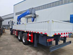 รถบรรทุกติดเครน SINOTRUK HOWO NX 6x4 แบบแขนยืดได้ พร้อมพื้นบรรทุกแบบเรียบ สำหรับขนส่งเครื่องจักรก่อสร้าง - Product Image 6