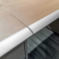 Poste de travail modulaire moderne en bois pour coworking 2 places Bureau en bois pour le personnel scolaire pour la modularité et le confort