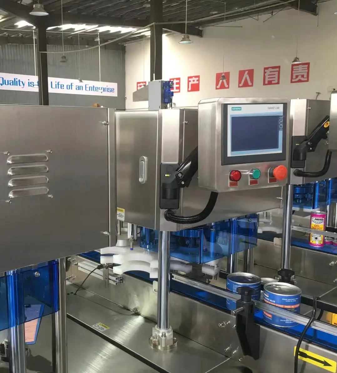Plastik/teneke 330 ml can dolum makinesi Mango portakal suyu meyve suyu aerosol kap sızdırmazlık makinesi