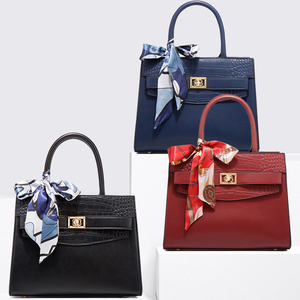 Sac à main de haute qualité OEM ODM 2027, motif crocodile, <span class=keywords><strong>cadeau</strong></span> <span class=keywords><strong>pour</strong></span> <span class=keywords><strong>maman</strong></span>, sac à main <span class=keywords><strong>pour</strong></span> femmes, nouveau style, sac fourre-tout tendance, sac bandoulière - Product Image 1