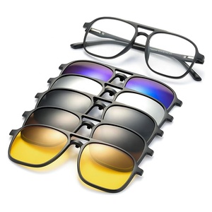 Nuovi Arrivi Montatura <span class=keywords><strong>da</strong></span> <span class=keywords><strong>Vista</strong></span> <span class=keywords><strong>da</strong></span> Uomo Leggera in TR90 <span class=keywords><strong>con</strong></span> <span class=keywords><strong>Occhiali</strong></span> Anti Luce Blu e <span class=keywords><strong>Clip</strong></span> Magnetica <span class=keywords><strong>da</strong></span> Sole - Product Image 4