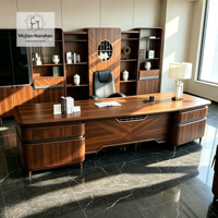 Table de bureau moderne pour entreprise avec plusieurs sections de rangement, bords superposés et personnalisation d'usine