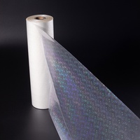 Film de laminage thermique transparent PET BOPP 3D à effet holographique floral, 330 mm * 200 m * 25 microns, rouleau de film de laminage, dureté douce pour ordinateur