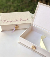 Ensemble de boîtes cadeaux de luxe pour vêtements de nouveau-né en lin, souvenir de la fête prénatale, boîtes en papier avec broderie pour cadeaux de naissance