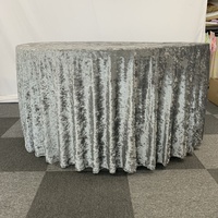 Couverture de table ronde en velours élégant luxueux pour les mariages