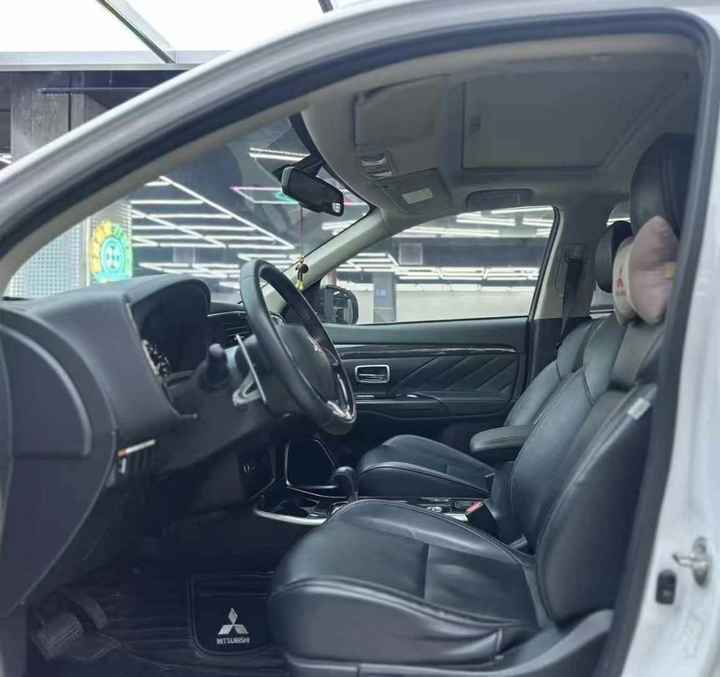 Wholesale 2020 Mitsubishi Outlander 2.4L Taxi Driving School Online Car-hailing Used Cars Second Hand Prices Cars