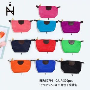 Borsetta per il Trucco a Forma di Raviolo 16x10x5.5Cm, Pochette Cosmetica da Viaggio per Donne - Product Image 1