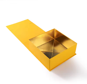 กล่องของขวัญพับได้สีเหลืองหรูหรา พร้อมฝาปิดแม่เหล็กคุณภาพสูง ภายในสีทอง เคลือบ UV ลายนูน วัสดุรีไซเคิล - Product Image 4