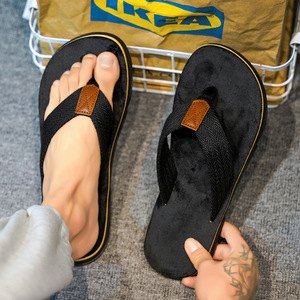 Tongs à semelle épaisse pour hommes, antidérapantes, sandales de plage d'extérieur, style estival tendance, semelle injectée, pour jeunes de 18 à 40 ans - Product Image 4
