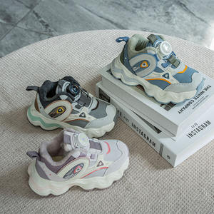 Zapatos de casa para niños pequeños y medianos grandes, zapatillas de deporte para exteriores de microfibra superior para niños, zapatillas de lona con forro de malla para niños - Product Image 1