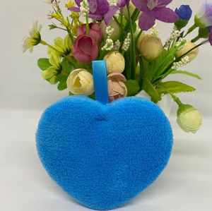 Polvo de limpieza facial al por mayor, paño de hojaldre, toallas desmaquillantes en forma de corazón, hojaldre de polvo con asa - Product Image 3