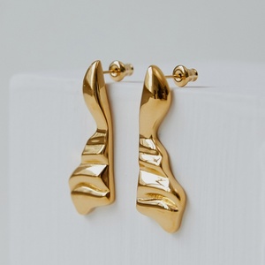 ต่างหูวินเทจกันน้ำ สแตนเลสสตีลคลาสสิก ชุบทอง 14k 18k PVD เครื่องประดับแฟชั่นสำหรับผู้หญิง - Product Image 1