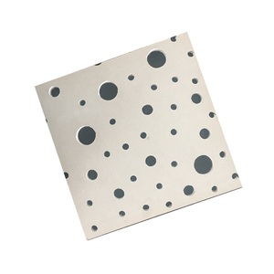 Soffitto in gesso forato acustico senza cuciture con foro rotondo da 12mm <span class=keywords><strong>cartongesso</strong></span> con caratteristiche comuni decorazione del progetto scolastico - Product Image 3