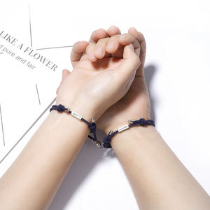 Bracelet en alliage de cuir tissé à la main pour couple de soleil et de lune Hommes et femmes Cadeau de copines Accessoires longue <span class=keywords><strong>distance</strong></span> Sac Opp Amoureux ZG - Product Image 5