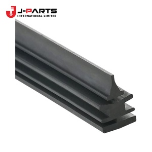 แผ่นยางรองใบปัดน้ำฝน หมายเลข 3 สำหรับ Toyota HIACE KCH10 Granvia ปี 2000-2002 อะไหล่แท้หมายเลข 85224-26020 8522426020 - Product Image 1