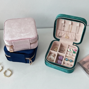Caja de Almacenamiento de Joyería Portátil de Terciopelo con Espejo, para Collares, Anillos, Aretes y Broches, Disponible en Stock del Fabricante - Product Image 3