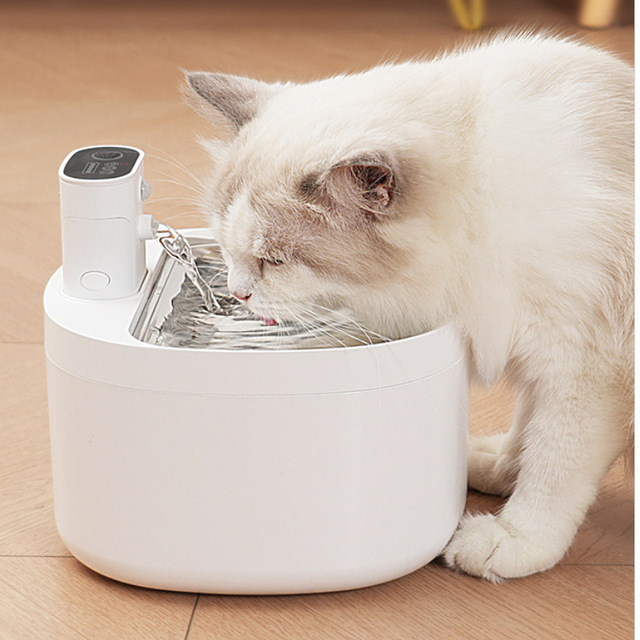 2025 New Automatic Cat Water Fountain 2.6L Low Noise Wireless Intelligence Dog Drinking Bottles Smart Feeder Pet Water Dispenser