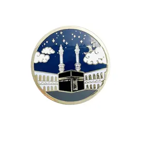 Jht Geschenken Moskee Islam Islam Op Maat Gemaakte Ontwerp Gebouw Glas In Lood Transparante Kleur Goud Metalen Badges Hard Email Pinnen Slecht