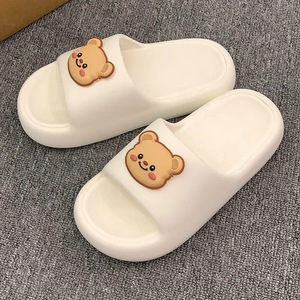 Chaussons de bain antidérapants et sans odeur désagréable - idéaux pour la salle de bain et le séchage rapide. - Product Image 2