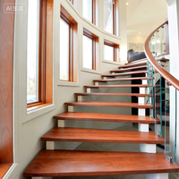 Escalier en spirale moderne Prima personnalisé, marches en bois massif pour intérieur